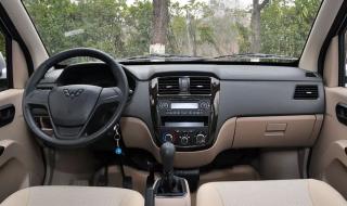 五菱荣光内饰 五菱荣光内饰