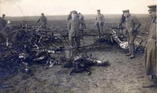 飞行员一个月多少钱 飞行员一个月多少钱